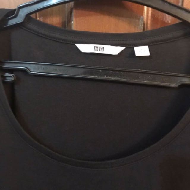 Uniqlo 3/4 Sleeves Top (Black) (Category: Longsleeves) located in Pasig City. Submitted by csfhh1124 (Listing ID 110440017, Image 3). Description: .