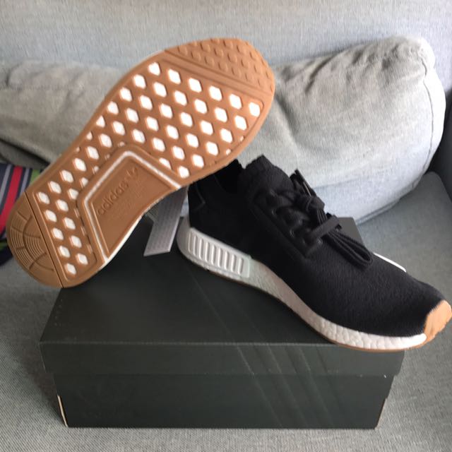 adidas gazelle silver green womens Adidas NMD R1 Black Gum (B42200)  Prime
