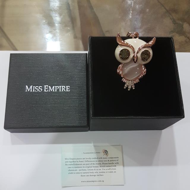 Snow Owl Bag Charm – MISS EMPIRE