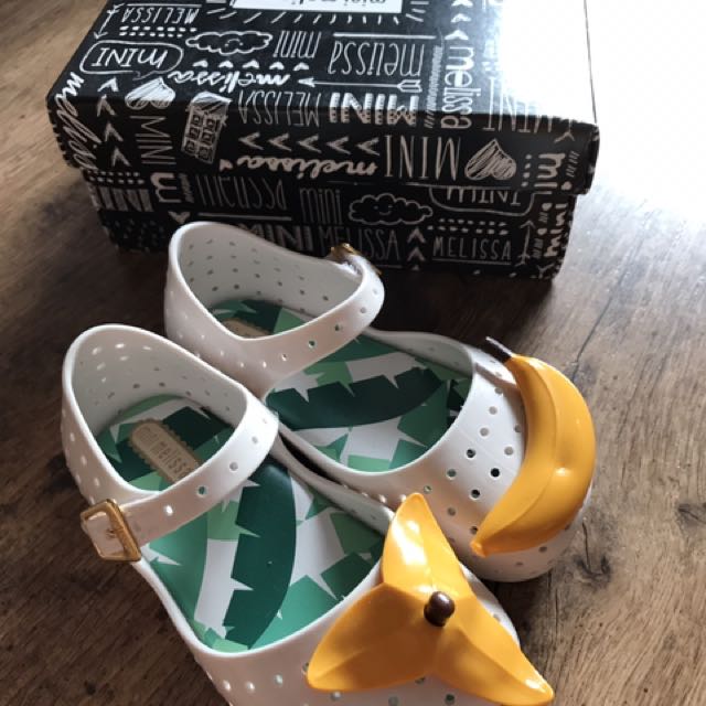 Mini melissa banana shoes deals