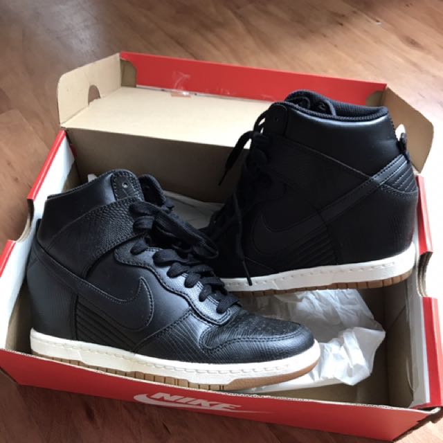 nike dunk sky hi women's shoe