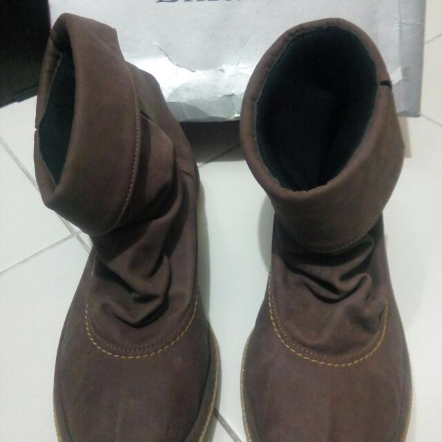 Sepatu Boots Merk Elizabeth Fesyen Wanita Sepatu Di Carousell