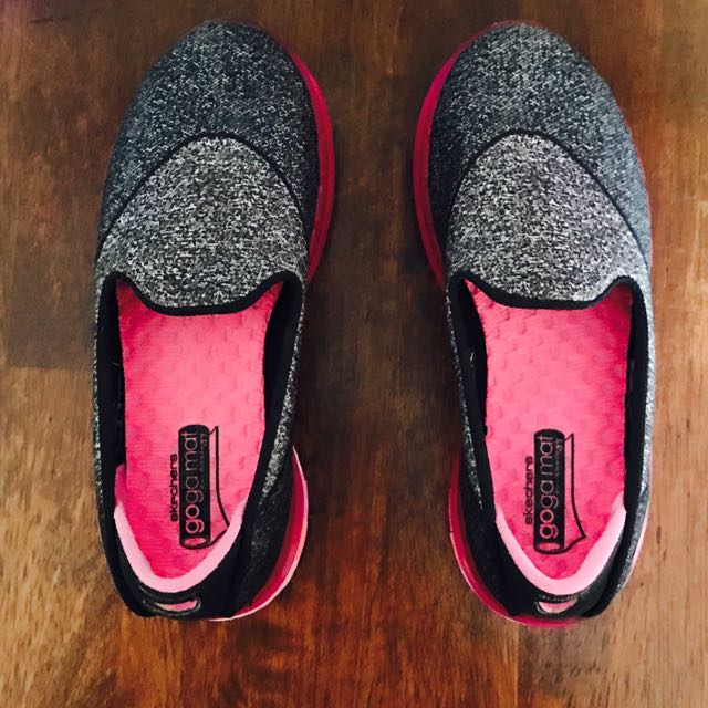 skechers girls size 11