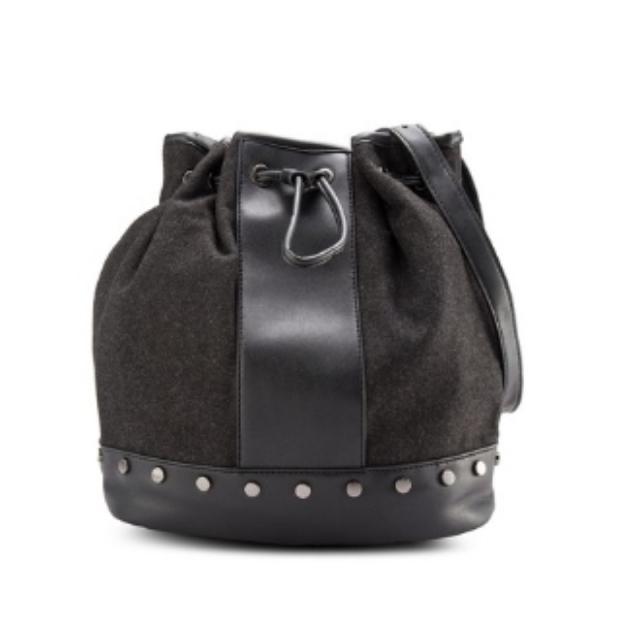 SOMETHING BORROWED Drawstring Bag (Black) (Category: Cross-body Bags) located in Mandaluyong City. Submitted by ludifyph (Listing ID 110711782, Image 1). Description: BRAND NEW stud base felt drawstring bag rivet chain Original Price: Php1,299 Color: black RFS: decluttering Free shipping within Metro Manila when buying worth Php500 of accumulated items. #sweldojan.
