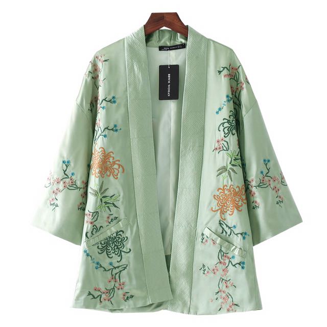zara green embroidered kimono