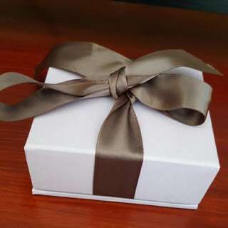 Empty Michael Hill Box