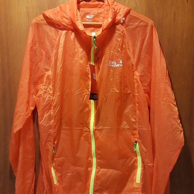 under armour light rain jacket