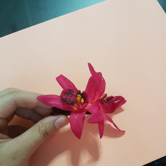 orchid hair clip