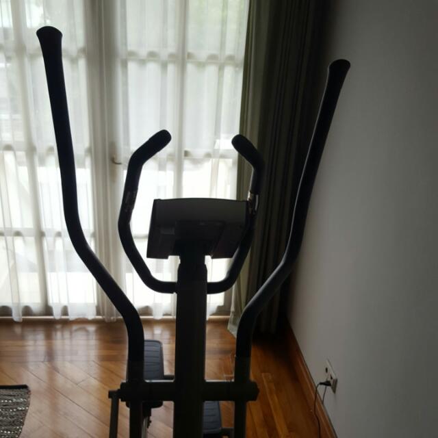 Tunturi c45 hotsell elliptical cross trainer