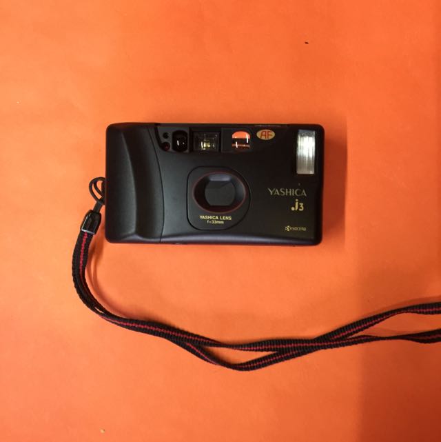 Yashica j3 AF film point and shoot camera, Photography, Cameras on