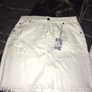 BRAND NEW White Skirt