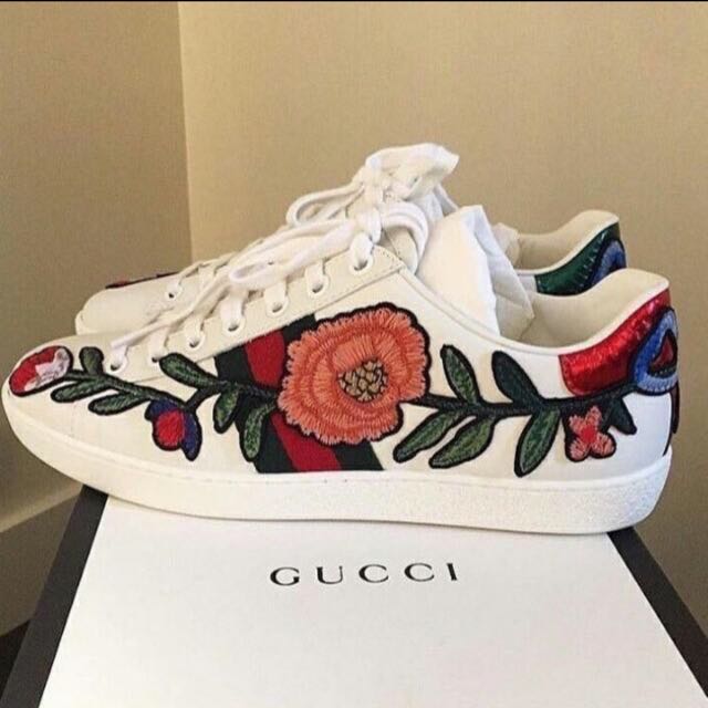 GUCCI ACE EMBROIDERY SHOE ROSE 
