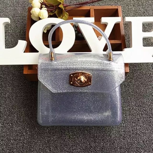 Little girl bag, Babies & Kids, Babies & Kids Fashion on Carousell