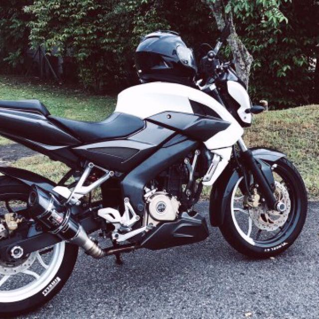 Pulsar 200 ns shop full system exhaust