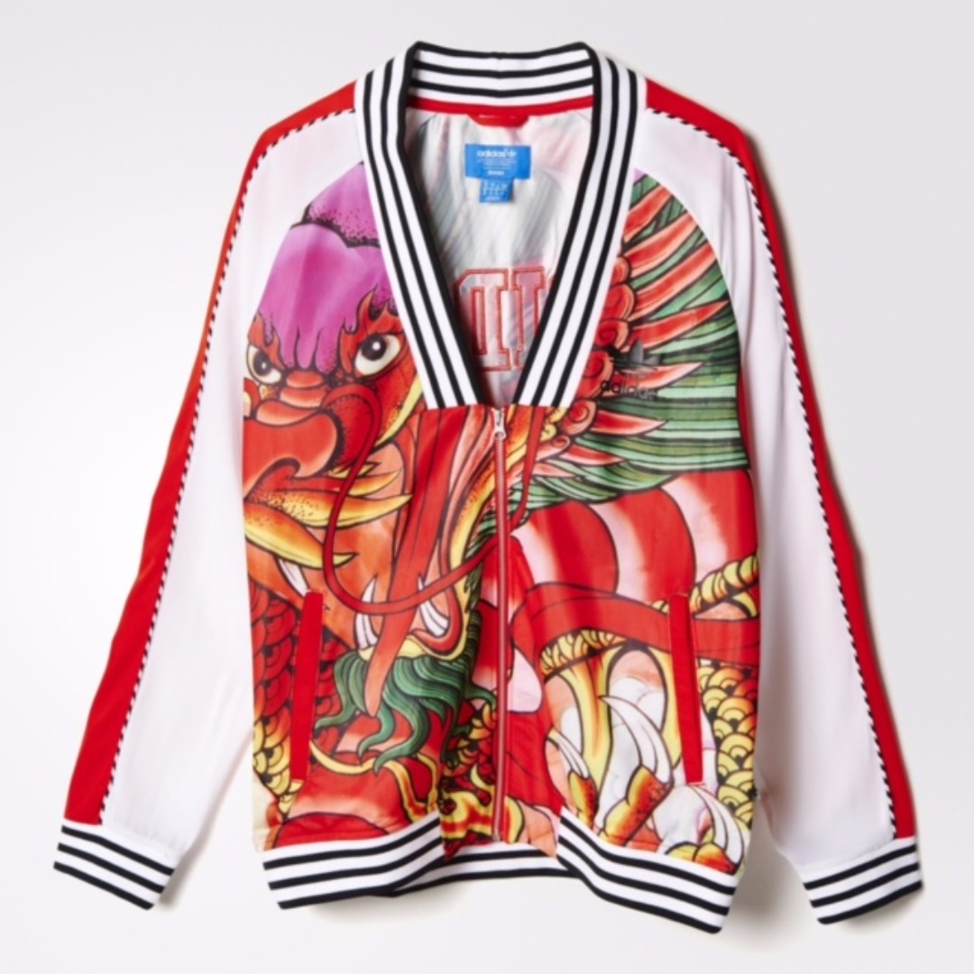 pestaña altavoz pueblo PRE LOVED Adidas Rita Ora Dragon Print Track Jacket, Women's Fashion, Tops,  Other Tops on Carousell