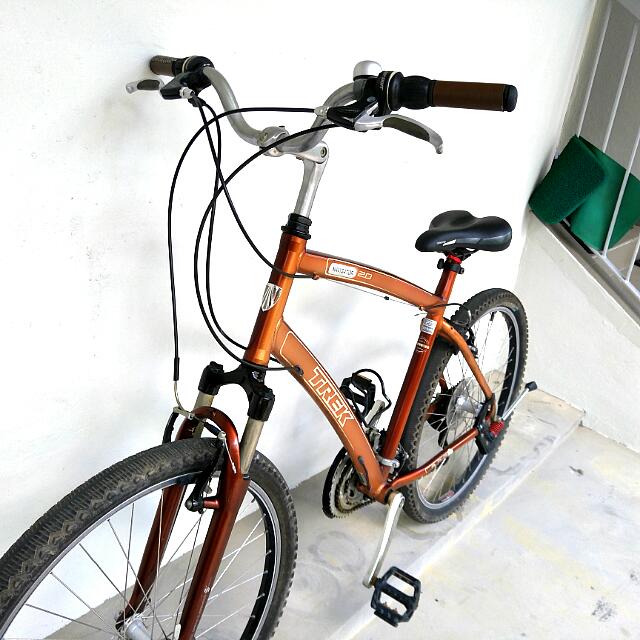Trek Navigator 2.0 Touring Bike 