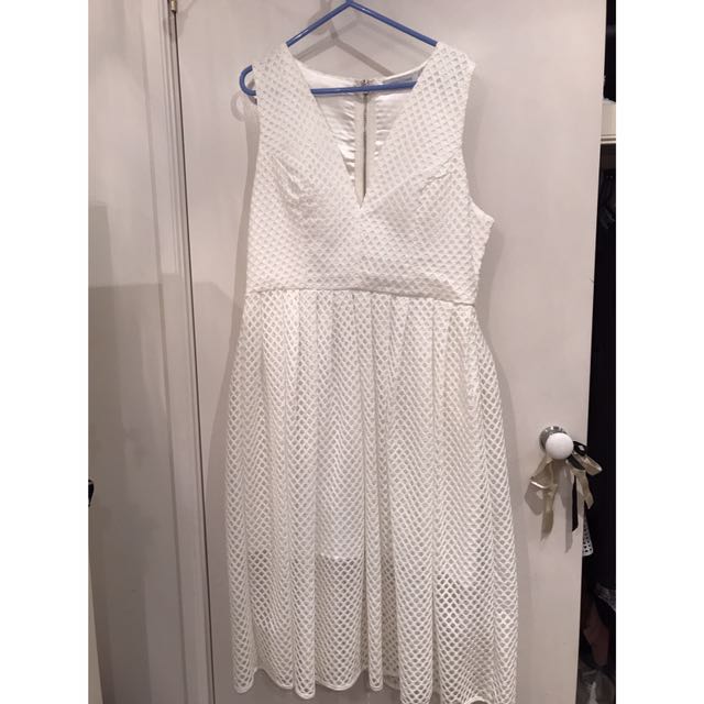 White Closet Midi Dress Women S Fashion Clothes On Carou