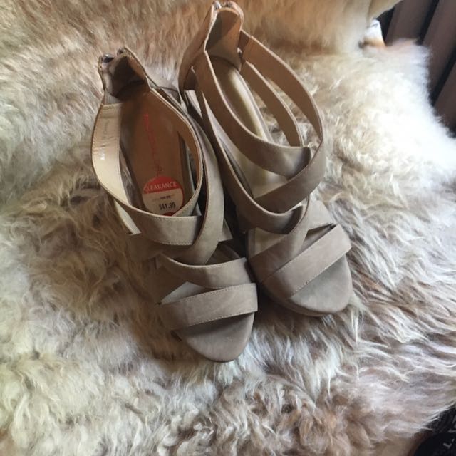 Material girl wedges shop