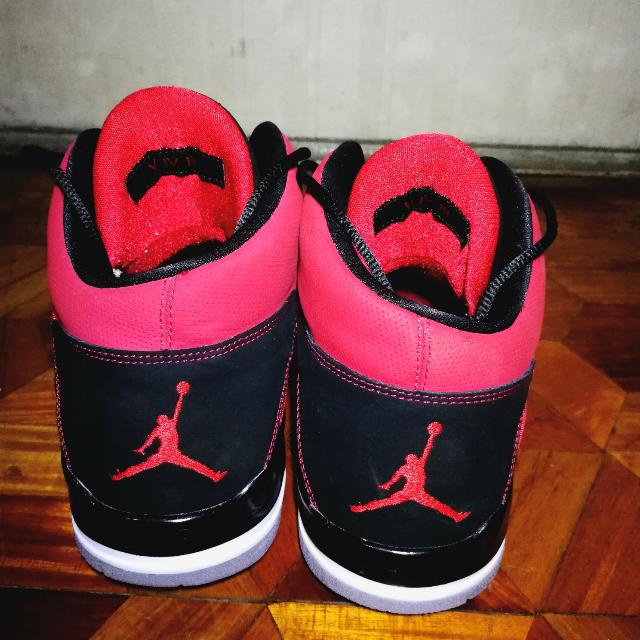 Jordan V IV III, Men's Fashion, Footwear, Sneakers on Carousell