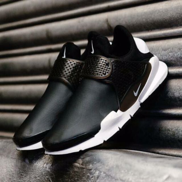 Nike Sock Dart SE - Black \u0026 White 