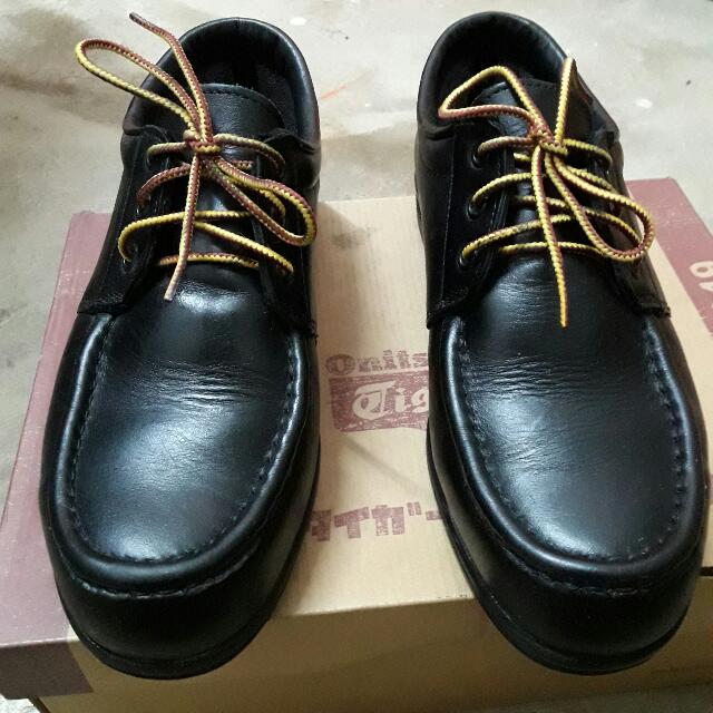 8eee shoes deals