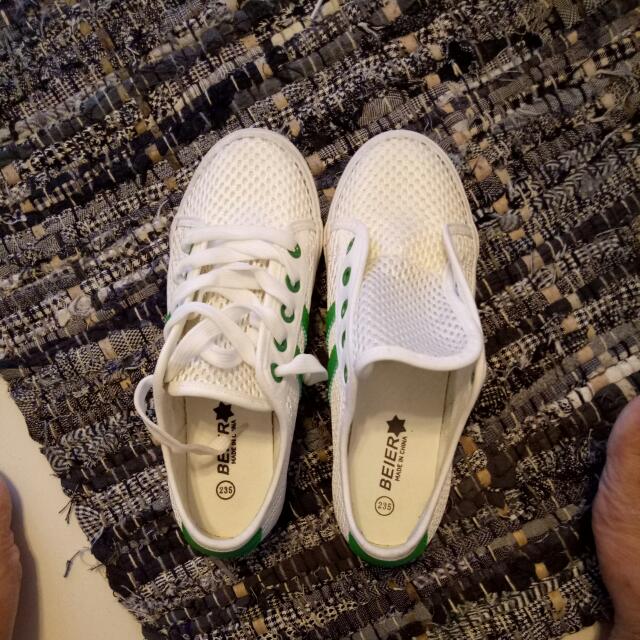beier shoes, Women's Fashion, Footwear, Sneakers on Carousell