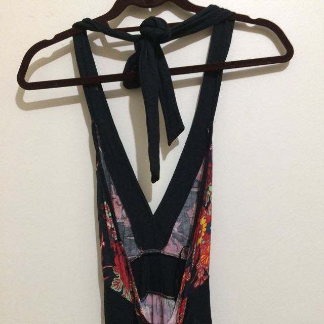 Cotton On Halter Dress (Category: Dresses) located in Quezon City. Submitted by janelystuff (Listing ID 111326611, Image 2). Description: .