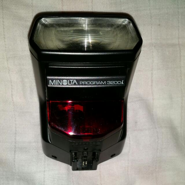 Minolta Program 3200i Flash Light62863087481089110