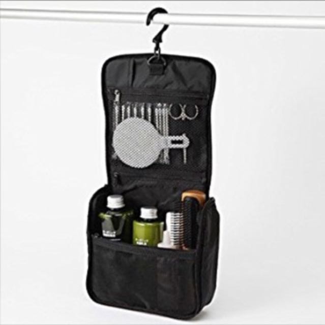 Muji Nylon Hanging Travel Case, Women's Fashion, Watches & Accessories