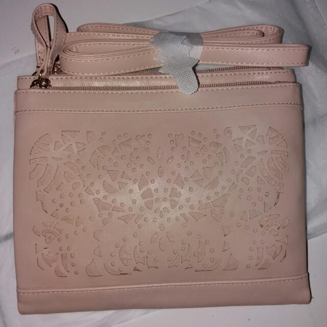 Crystal sling bag oriflame deals