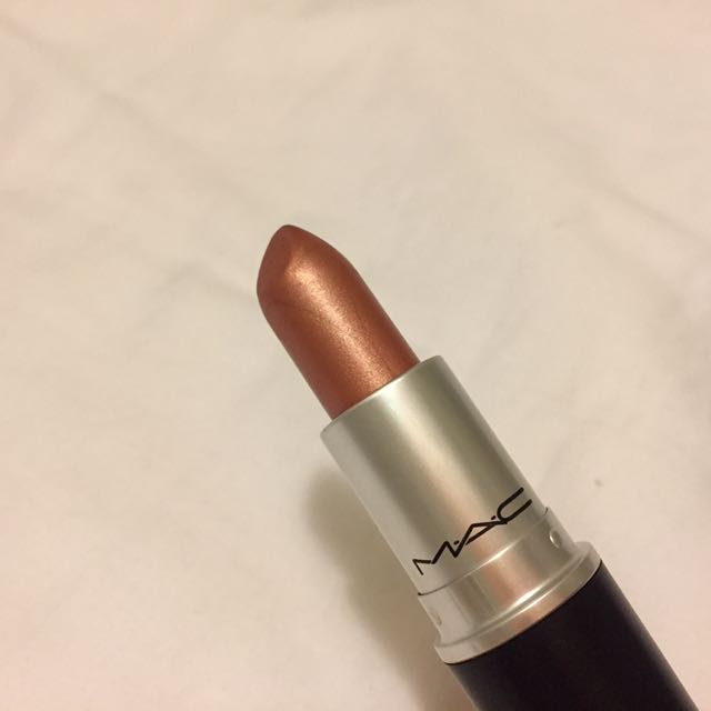 mac jist lipstick