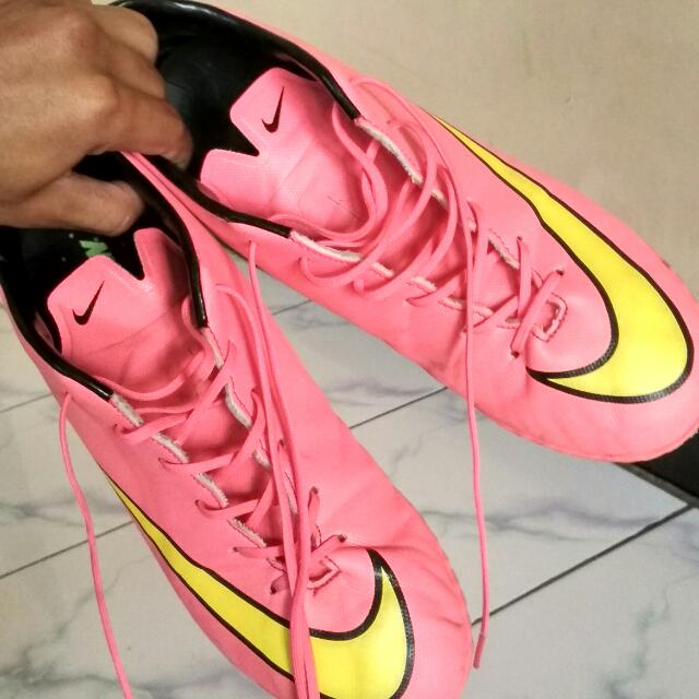 Sepatu Futsal Nike Mercurial Grade Ori Sports Other Sports Equipment On Carousell