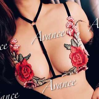 Avance 實穿照可外搭Rose Bra Sexy 性感鏤空時髦歐美玫瑰花繡花胸罩刺繡情趣女友浪漫內衣