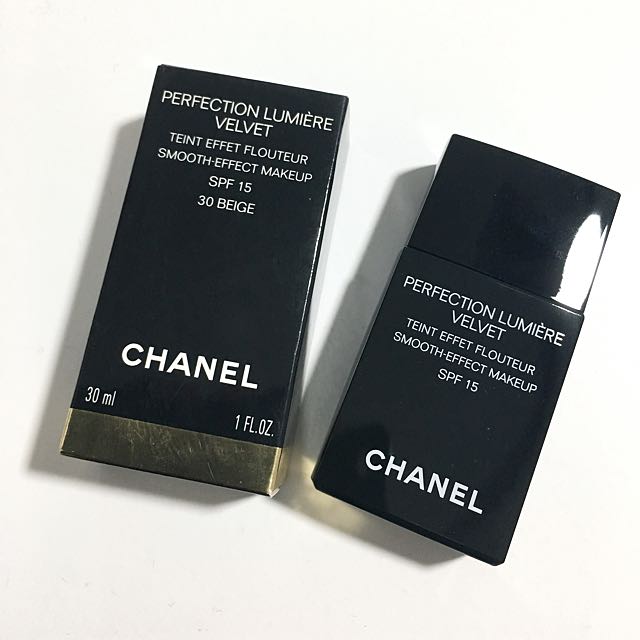 Authentic Chanel Perfection Lumiere Velvet Foundation, Beauty