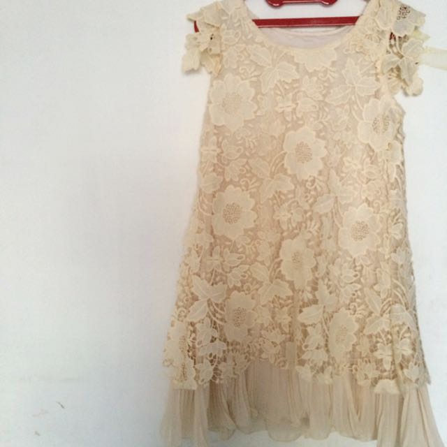 Koleksi Terbaru Baju Warna Ivory Ideku Unik Awet muda dan tidak lekang oleh waktu, terus terang, tidak rumit dan alami. koleksi terbaru baju warna ivory