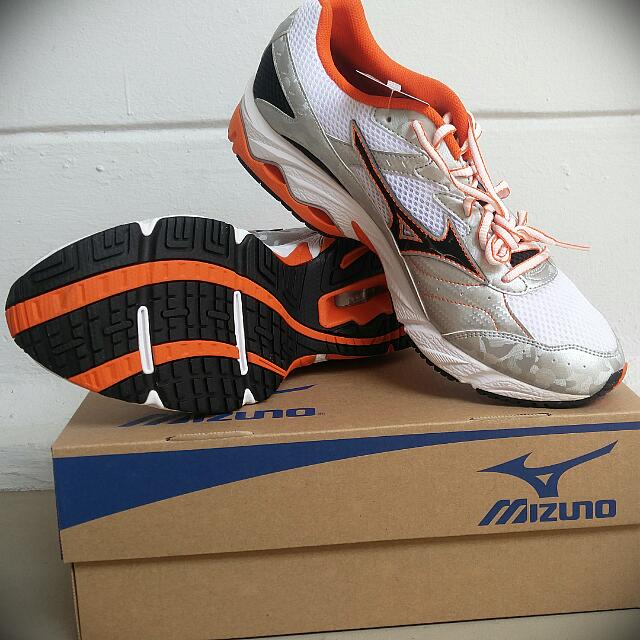 mizuno wave glory wide