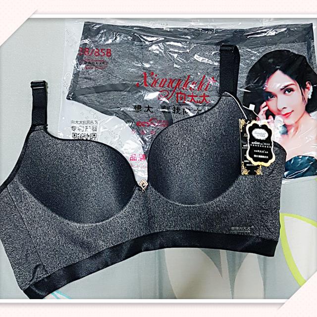 sports bra 38 size