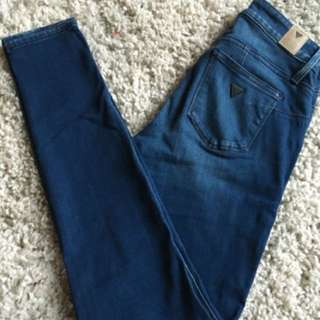 Sz. 25 Guess Skinny Jeans
