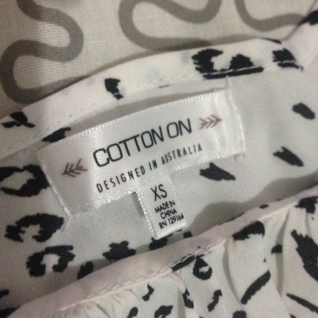 Cotton On Chiffon Sleeveless Top (Category: Sleeveless) located in Makati City. Submitted by besjd (Listing ID 111940828, Image 2). Description: .