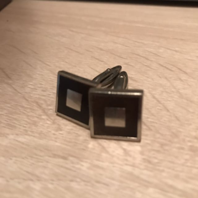 Cufflink （分類：袖口扣）位於 Hong Kong。 由 neosed 提交（商品編號 111938307，圖片 2）。簡介： 。