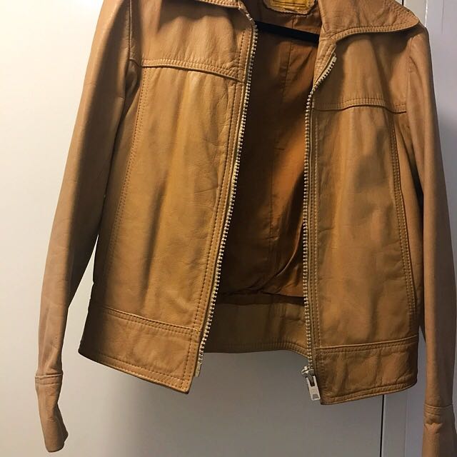 Genuine Retro Leather Jacket Uni Caramel Color Men S Fashion Photo