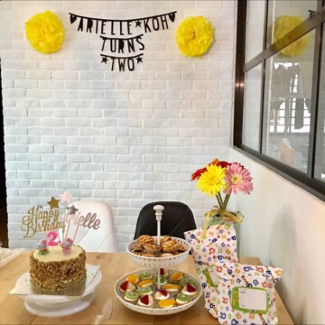 RENT IKEA White Cupcake Stand, TV & Home Appliances, Kitchen Appliances