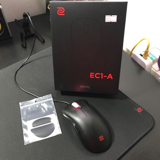 Zowie Gaming Mouse Ec1 A Plus Gsr Mousepad If Keen Toys Games Video Gaming Gaming Accessories On Carousell