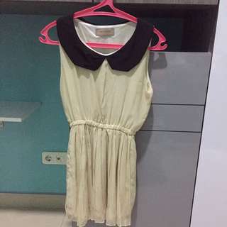 Dress Krem