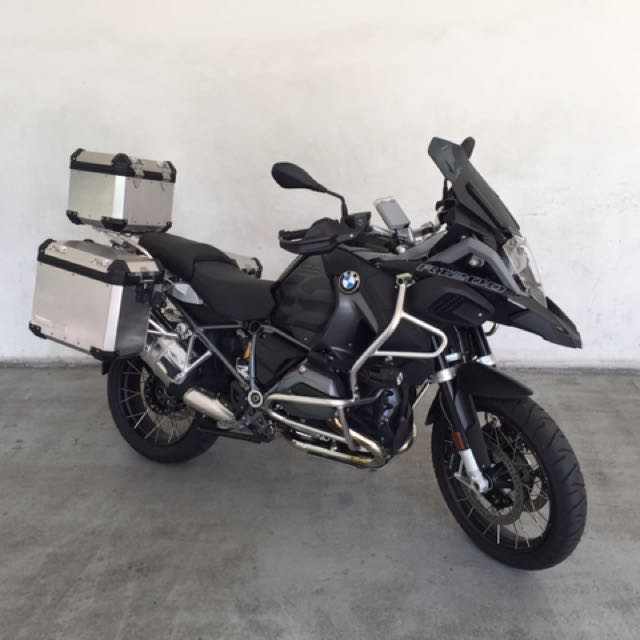  BMW R1200GS Adventure Triple Edición Negra.  Registrado el 04/07/2017, libre de accidentes con garantía de agente local de BMW local de PML hasta el 04/06/2019, motocicletas, motocicletas en venta, clase 2 en Carousell