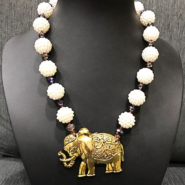 BN Antique 3 Dimensional Elephant Pearl Necklace Women s Fashion