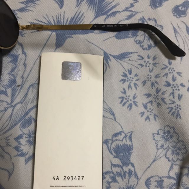 Dolce & Gabbana (Category: Sunglasses & Eyewear) located in Quezon City. Submitted by jghost (Listing ID 112109818, Image 3). Description: .