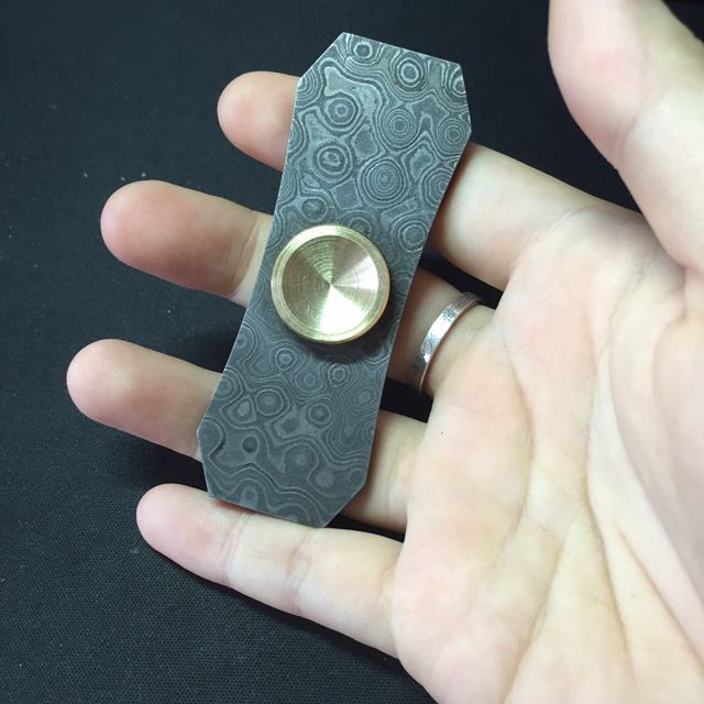 Fidget Spinner Damascus / Damasteel Bar Spinner, Hobbies & Toys, Toys