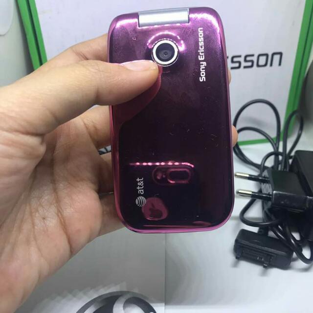 Hp Flip Sony Ericsson Z750 Telepon Seluler Tablet Ponsel Android Sony Di Carousell