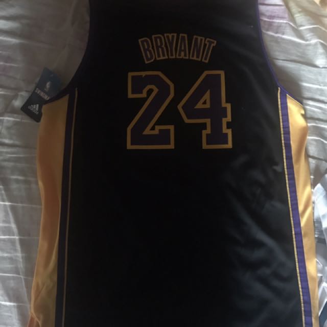 lakers hollywood nights jersey sleeves